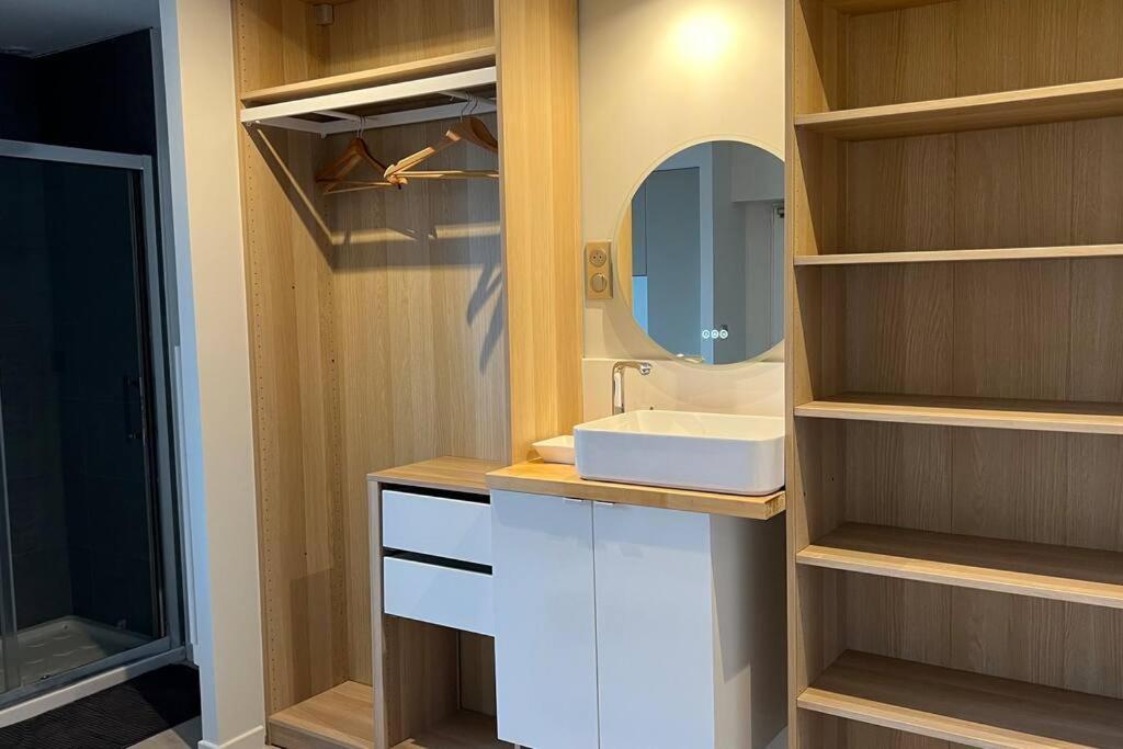 Apartment Piscine Partagee Parking Securise *